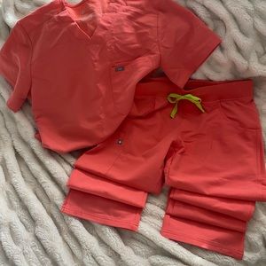 Hot Coral Figs.Sm Top/Sm Reg Kade Cargo Style Pants/Single pocket top